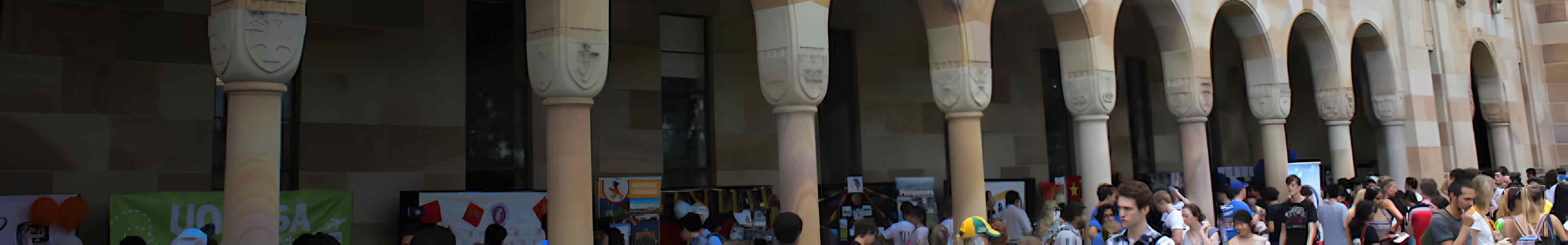 Great court at University of Queensland during Orientation Week